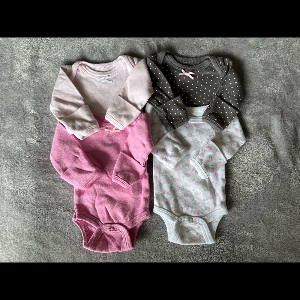4 Long sleeves onesies